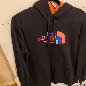 Only worn twice the north face hoodie